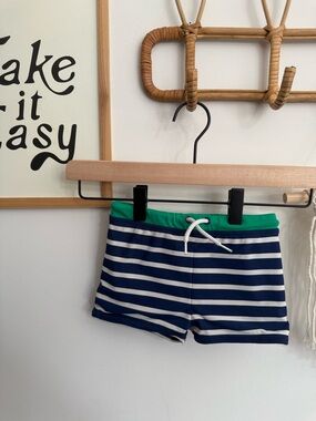 Mini Boden - 4-5y shortie swim trunks